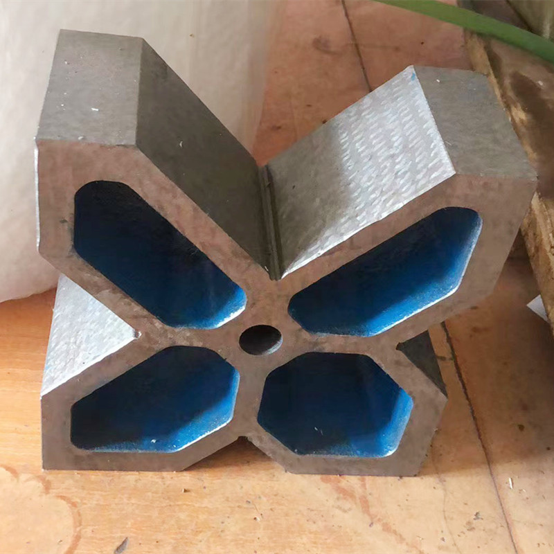 Leghjite più nantu à i blocchi di V